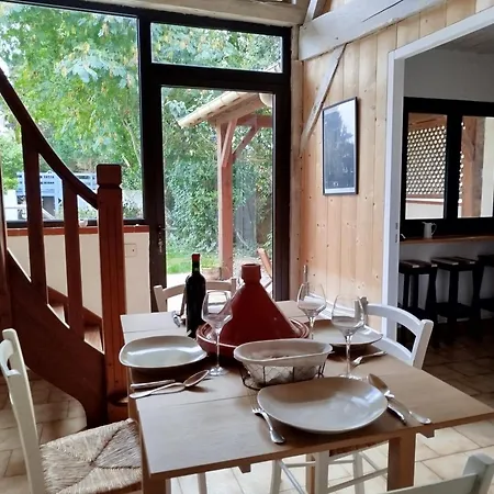 게스트하우스 De La Chapelle *